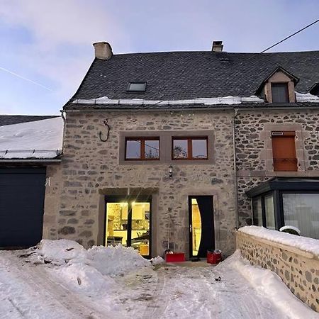Joli Gite Au Coeur Du Cezallier 3Etoiles Villa Landeyrat Exterior foto