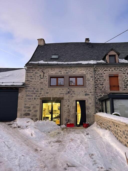 Joli Gite Au Coeur Du Cezallier 3Etoiles Villa Landeyrat Exterior foto